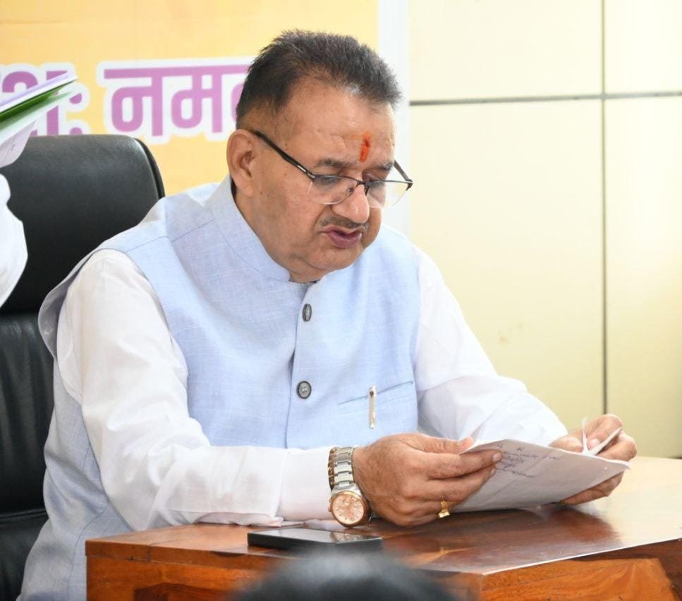 रेशम कीट बीज उत्पादन में आत्मनिर्भर बना उत्तराखण्ड, कृषि मंत्री गणेश जोशी बोले – अब प्रदेश न केवल अपनी जरूरतें पूरी कर रहा है बल्कि अन्य राज्यों को भी कर पाएगा आपूर्ति