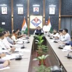 डीएम सविन बंसल ने पुलिस विभाग को सुदृढ़ सुरक्षा व्यवस्था सुनिश्चित करने तथा एमडीडीए को मार्ग एवं आसपास के क्षेत्रों के सौंदर्यीकरण के निर्देश दिए