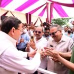 मुख्यमंत्री पुष्कर सिंह धामी ने कहा कि 60 वर्ष से अधिक आयु के वरिष्ठ पत्रकारों को ₹8000 प्रतिमाह पेंशन दी जा रही है