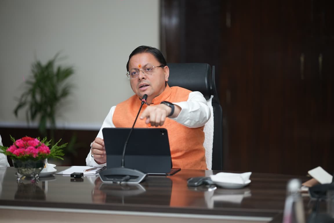 15 नवम्बर 2026 तक सभी सड़कें हों गड्ढा मुक्त, आपदा एवं स्वास्थ्य प्रबंधन पर विशेष फोकस