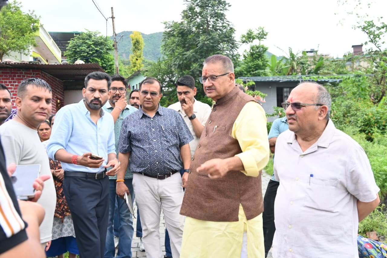 गणेश जोशी के निर्देश पर खालागांव सड़क पुनर्निर्माण होगा तेज