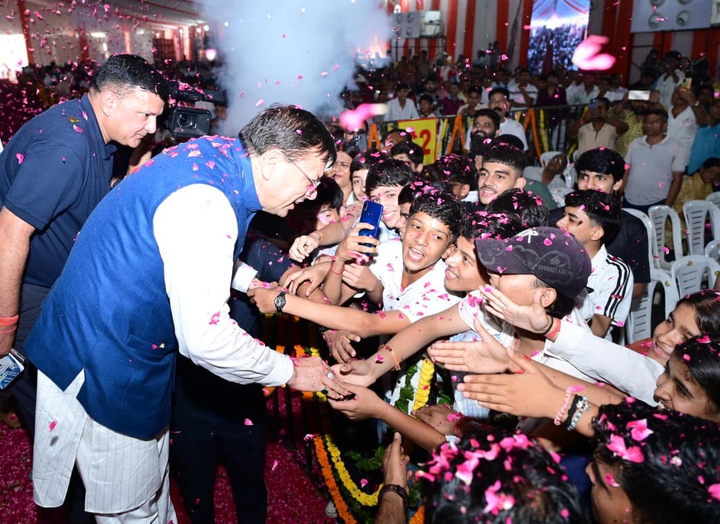 जनसेवा ही सरकार का मूल मंत्र, हर पात्र तक योजनाओं का लाभ पहुंचाने पर धामी का जोर