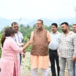 कैबिनेट मंत्री गणेश जोशी ने निर्माण कार्यों की प्रगति का लिया विस्तृत जायजा