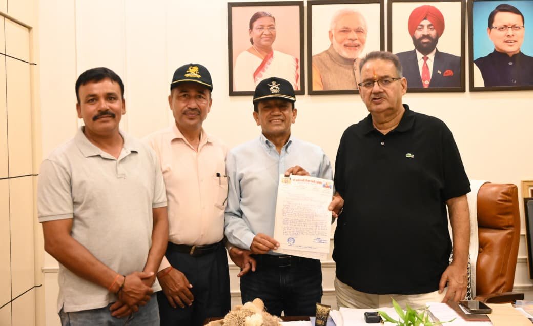 सैनिक कल्याण मंत्री गणेश जोशी से पूर्व सैनिक संगठन ने पिंडर घाटी में ECHS सेंटर एवं सैनिक विश्राम गृह स्थापित करने का आग्रह