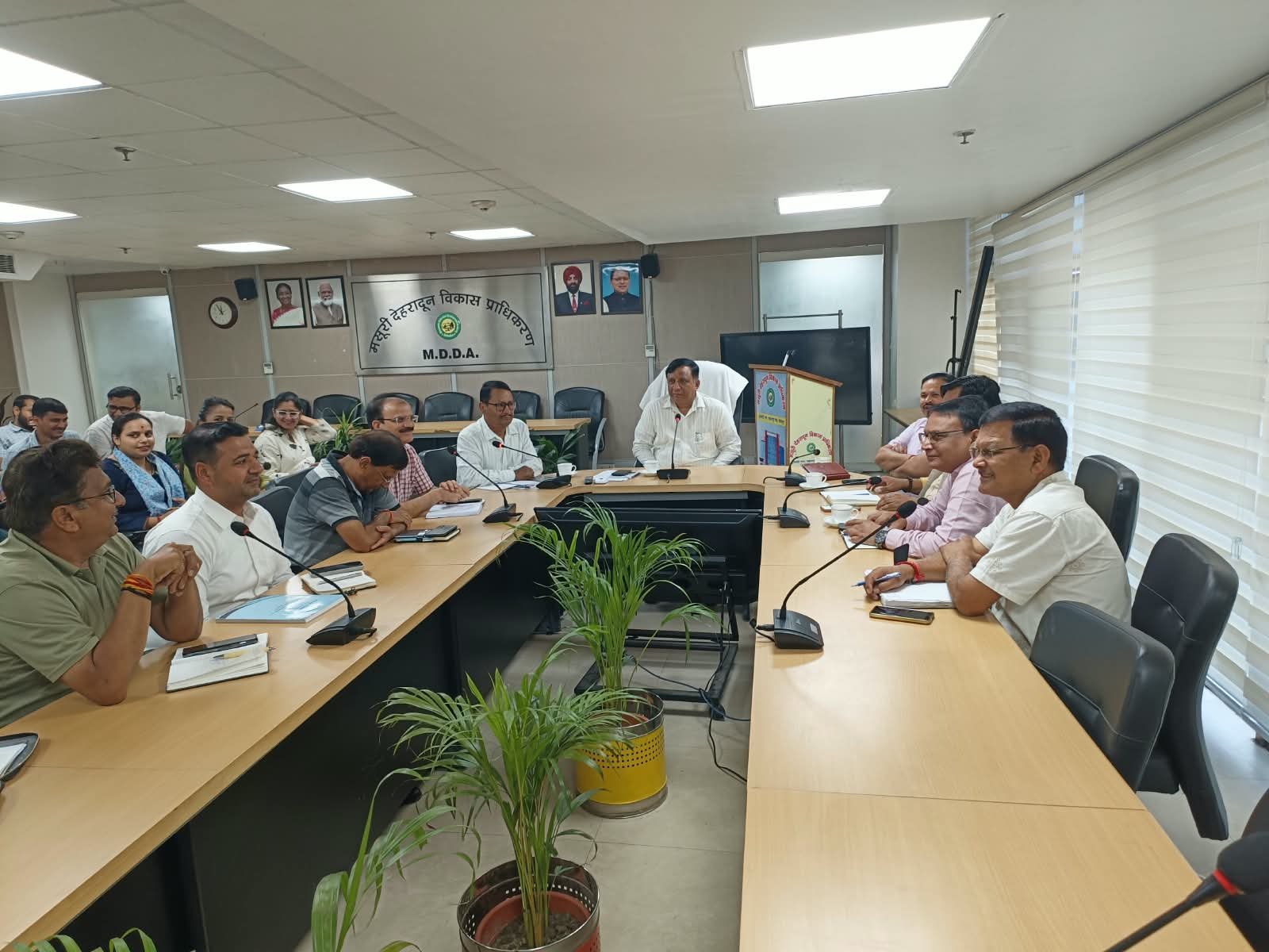 एमडीडीए उपाध्यक्ष बंशीधर तिवारी बोले—बिना स्वीकृत मानचित्र अथवा आवश्यक अनुमति के निर्माण स्वीकार नहीं